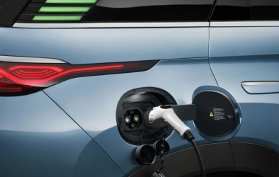 汽車出口賽道競爭激烈，插混成中國新能源汽車潛力之星